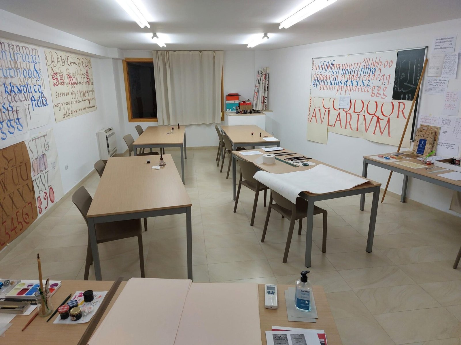 AULA-2048x1536.jpg